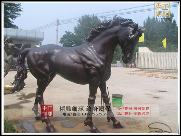青銅馬雕塑