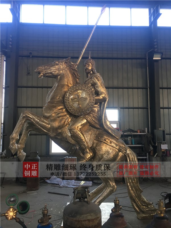 西方騎士銅像