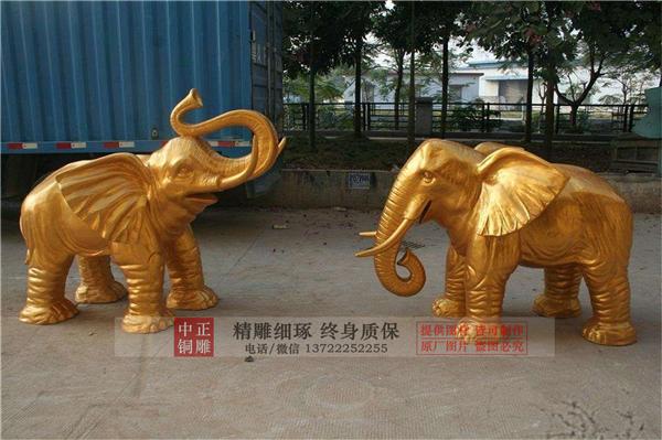 廣場銅大象