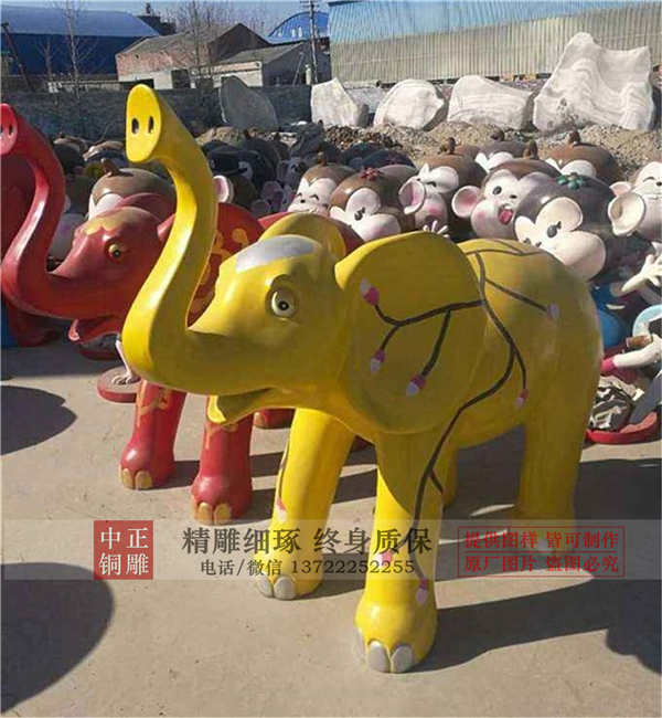 銅象燭臺(tái)雕塑