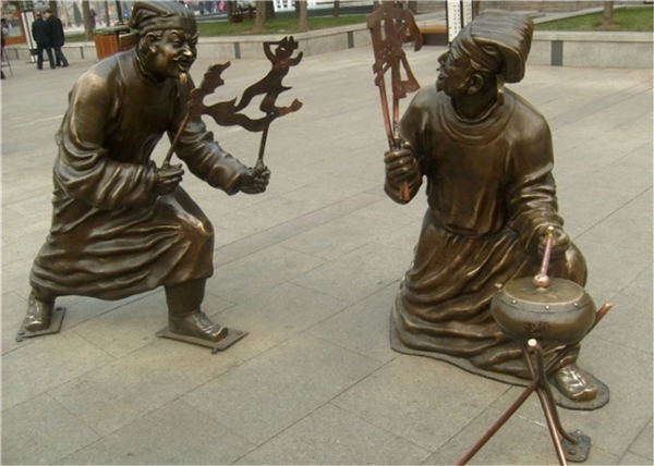 皮影戲雕塑