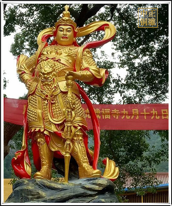 加工大型韋陀雕塑.jpg