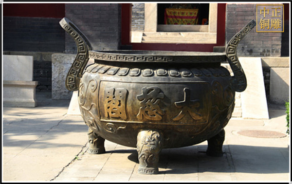寺廟銅雕.jpg