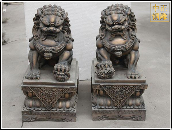 一對銅獅子銅雕.jpg