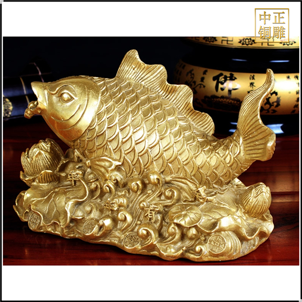 如意金龍魚(yú)擺件.jpg