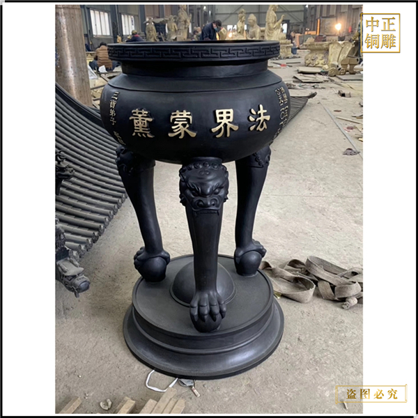 3.大型鑄銅香爐鑄造廠.jpg