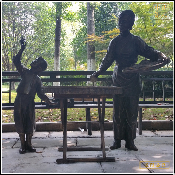 2小女孩和婦女人物銅雕塑鑄造.jpg