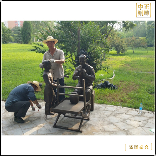 6公園吹糖人雕塑.jpg