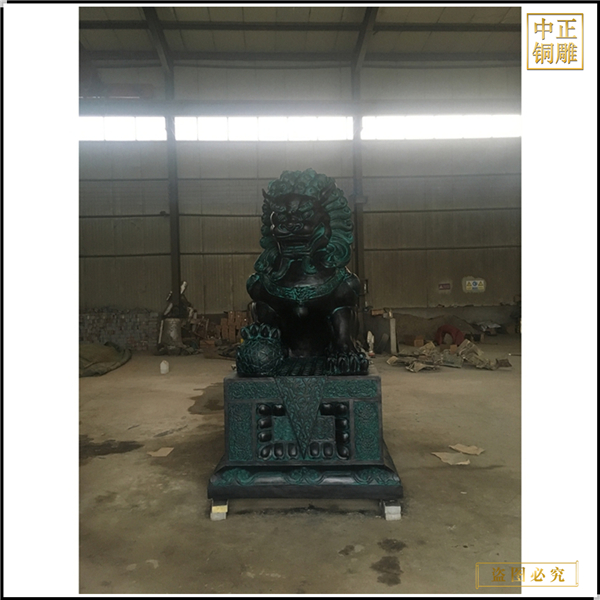 各種尺寸故宮銅獅子生產廠家.jpg