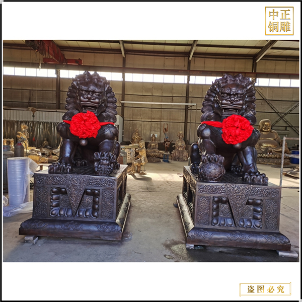 傳統(tǒng)故宮天安門(mén)獅子擺件.jpg