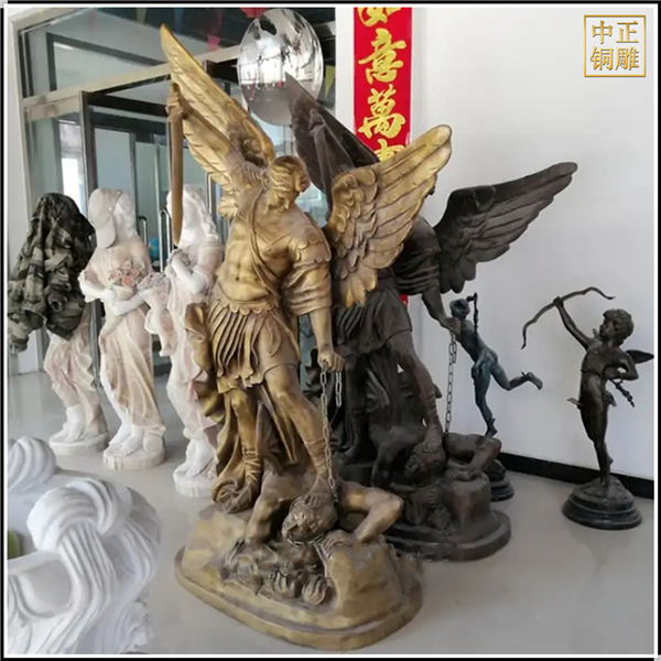 西方天使與魔鬼銅雕塑