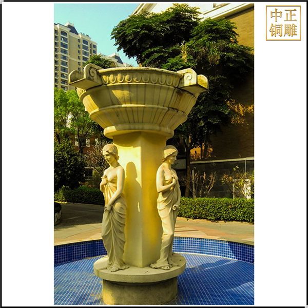 小區(qū)西方人物噴泉銅雕塑.jpg