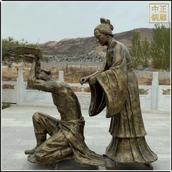 岳母刻字人物雕塑.jpg