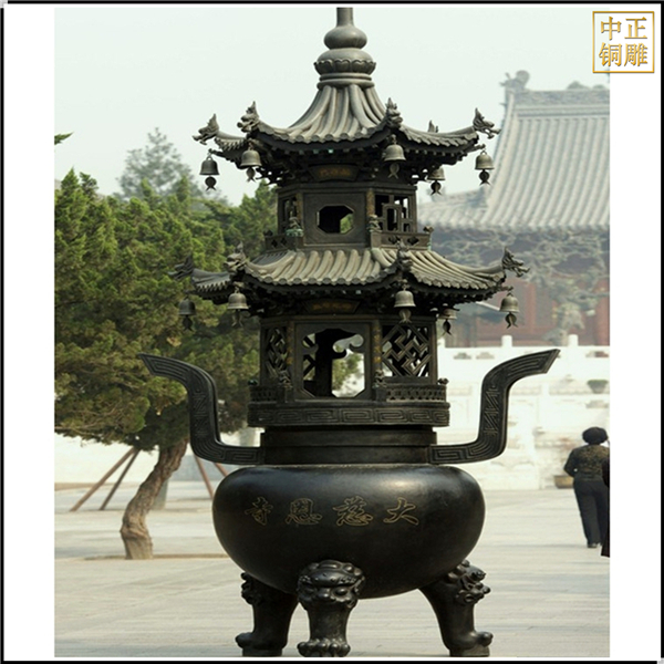 寺廟圓形四柱鑄銅香爐.jpg